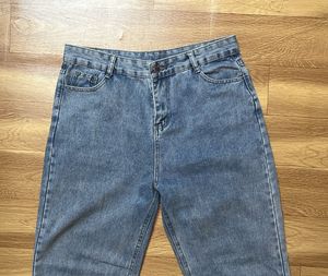 Women Rugged Jeans