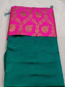 Elegant Green &amp; Pink Saree Fabric