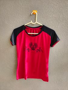 Round neck Red T-shirt