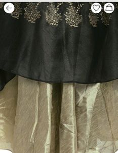 Round Neck Embellished Kurta💗