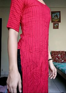Red Kurti