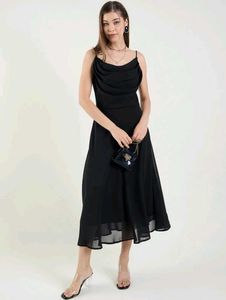 With Tag Elegant Black Midi Dress