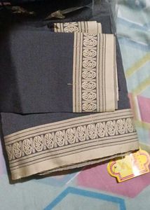 Elegant Grey Saree with Border