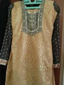 Women&#39;s Top And Pant