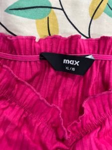 Ribbed Pink Ruched V-Neck Top