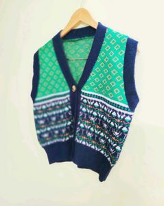 Green half sweater Size-40