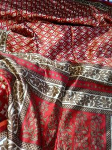 Elegant Red &amp; Beige Saree Fabric💞