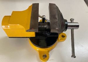CLIMAX TABLE BABY VICE 75MMSWIVEL BASE
