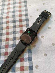 Ambrane Wise Glaze Smartwatch Amoled