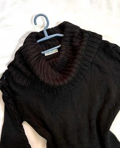 Black Turtleneck Sweater C