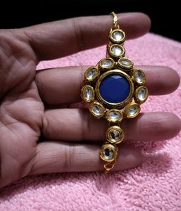 Beautiful Kundan Bracelet With Adjustable Chain.   Meenakari On Back Side Of Kundan    Unused Piece