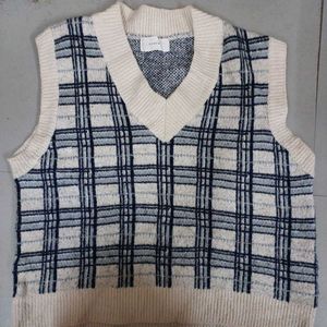 Trendy Plaid Knit Vest
