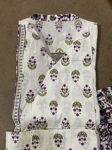 Floral Printed Kurta Set With Pants