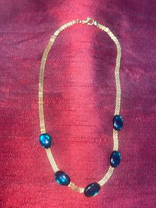 Green  Stone Jewellery Sets