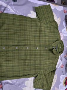Array Men&#39;s Plaid Shirt