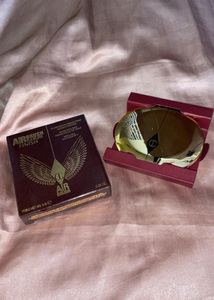 CHARLOTTE TILBURY COMPACT