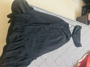 Chic Black Halter Maxi Dress