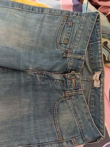 Levis Jeans For Women Size 28
