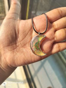 Moon Glitter Pendant ❤️
