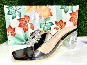 Fancy Brouch Heel