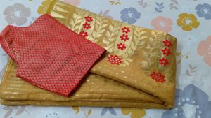 Saree With Blouse