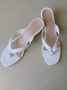 Elegant White Heeled Flip-Flops