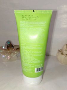Dot &amp; Key Face Wash
