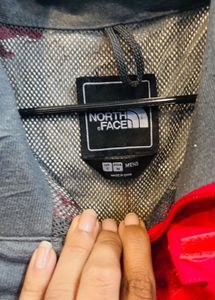 🇬🇧 The North Face Imported Venture Jacket