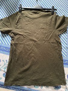 Rare Rabbit T Shirt Small Size For Men