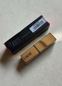 Lakme Rouge Bloon Powder Bullet Shade209