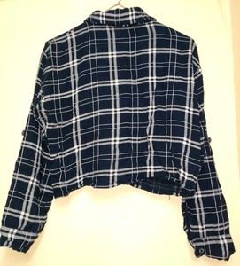 Cropped Navy Blue shirt