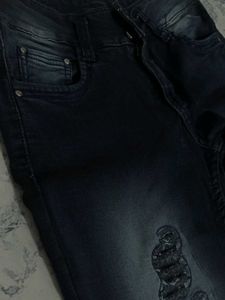 Z Black Skinny Ripped Jeans