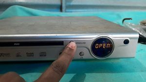 Geepas DVD player - Working Condition