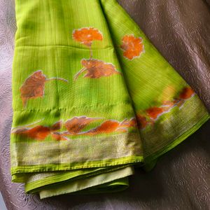 🛍️ Elegant Green Saree ⭐⭐⭐⭐⭐