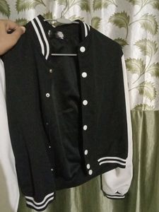 Versity Jackets 🧥