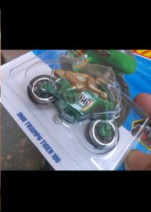 Hot Wheels 1966 Triumph Tiger 100