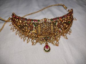 Premium Quality Neck Choker