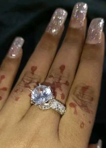 Sparkling Silver Ring