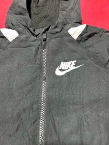 Nike Black Hooded Windbreaker Jacket – Size 8/10