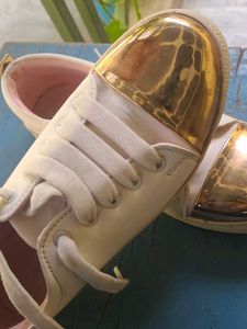 Gold Cap White Sneakers
