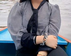 Chic Bow Tie Blouse