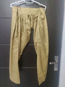 Unused Women&#39;s suit