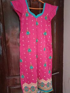 Pink Embroidered Kurti Pyjama With Dupatta
