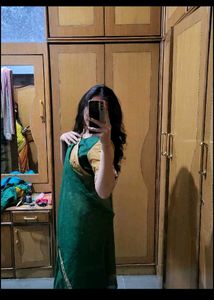 Elegant Green &amp; Gold Saree dabka zari work blouse