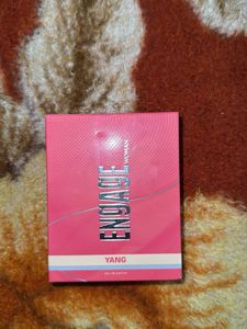 Engage yang Woman