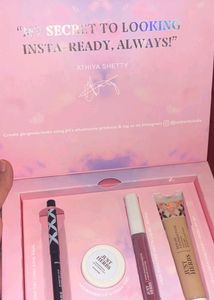 Just Herbs Makeup Kit