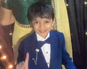 3 Pics Suit With Boo For Boys