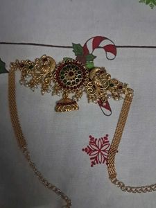 Neckpiece
