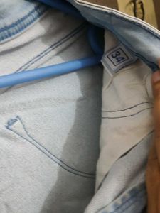 Light Blue Denim Capri Jeans