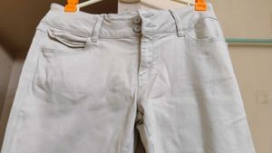 Women&#39;s Off White Jeans